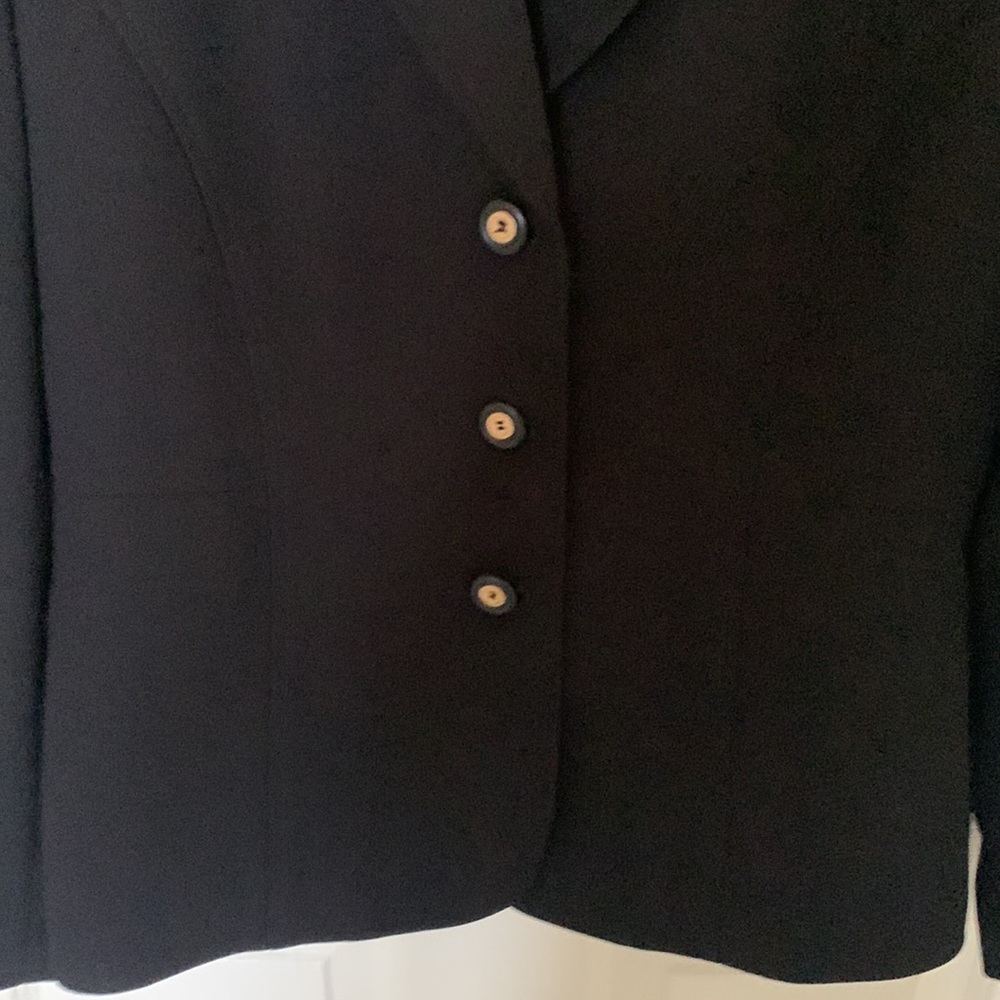 Jacket - Picture 3 of 4